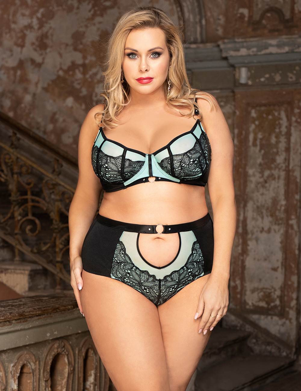 Exquisite Sexy Lace Splice Bra Set with Underwire