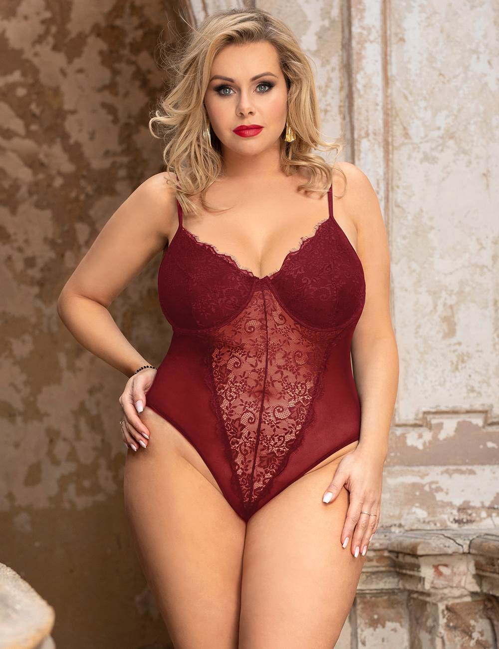 Open Crotch Sexy Teddy with Underwire Burgundy